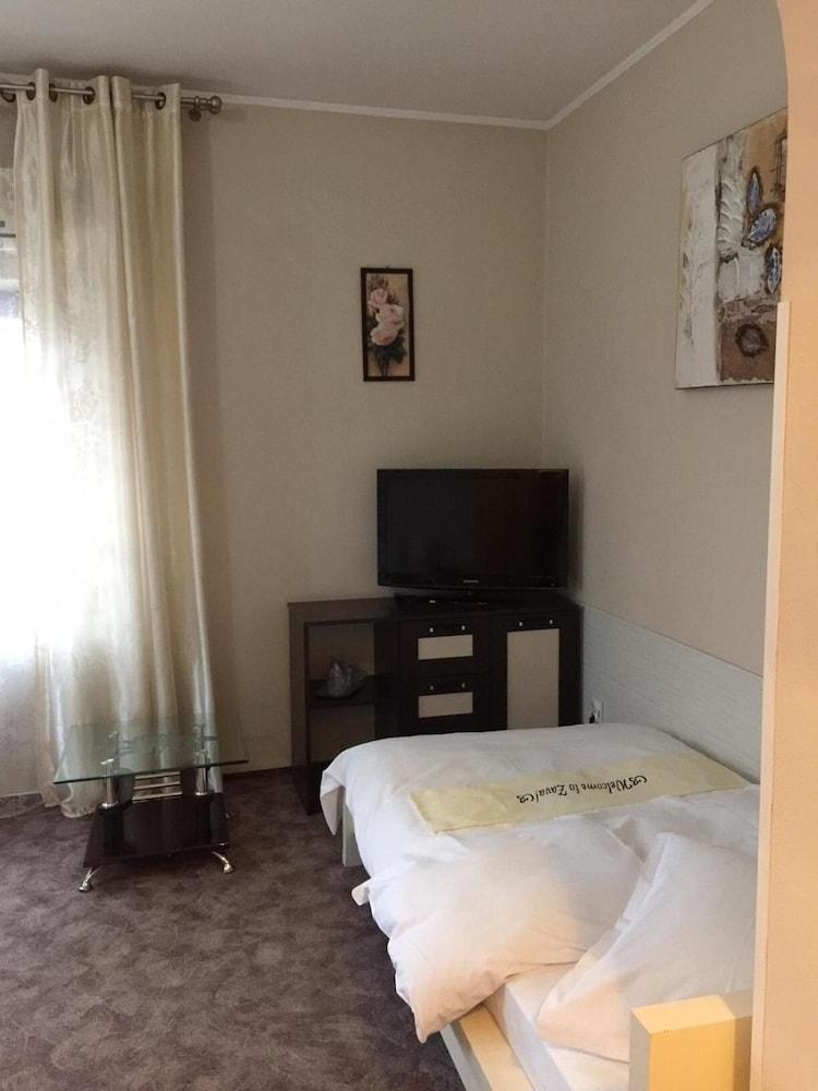 Hotel Papu 부쿠레슈티 외부 사진