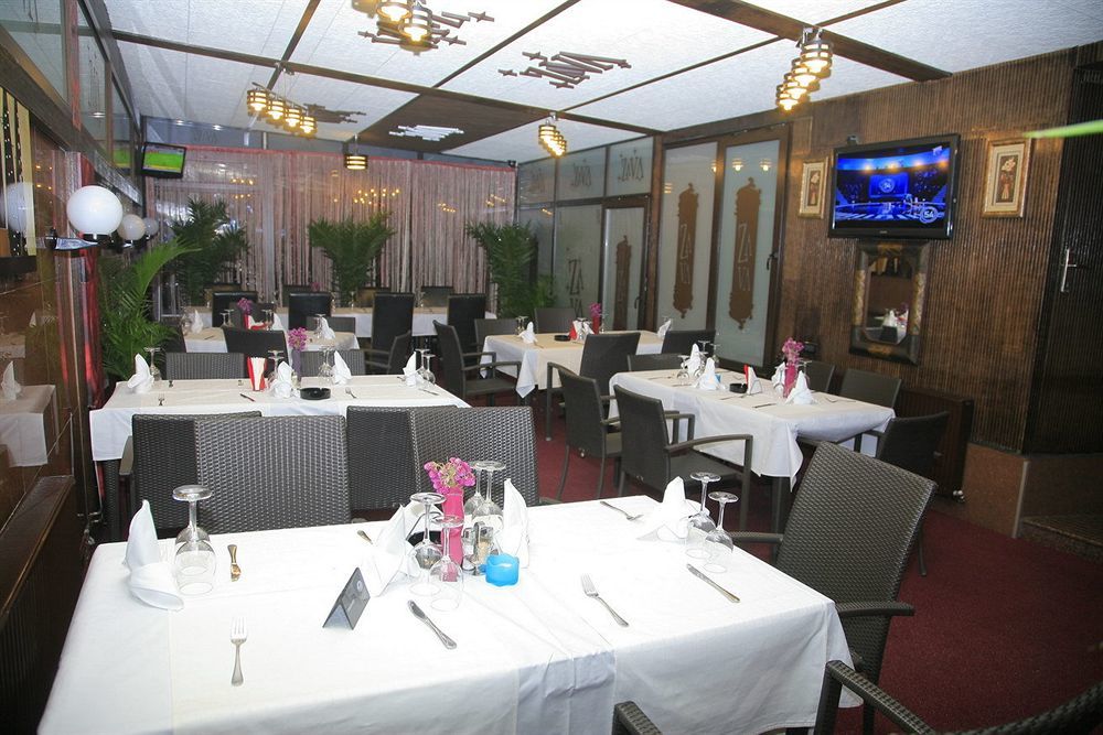 Hotel Papu 부쿠레슈티 외부 사진